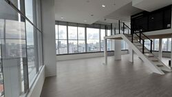 The Central (D1), Office #537926501